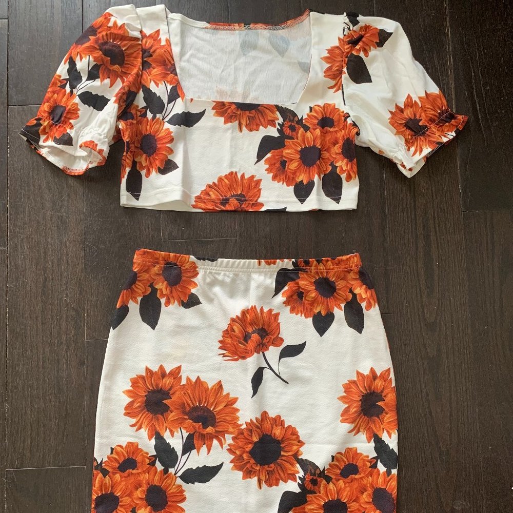 two piece sunflower summer outfit coordinates size M